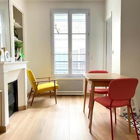 Modern Appartement W/ Tour Eiffel View In The 7Th Париж Екстер'єр фото